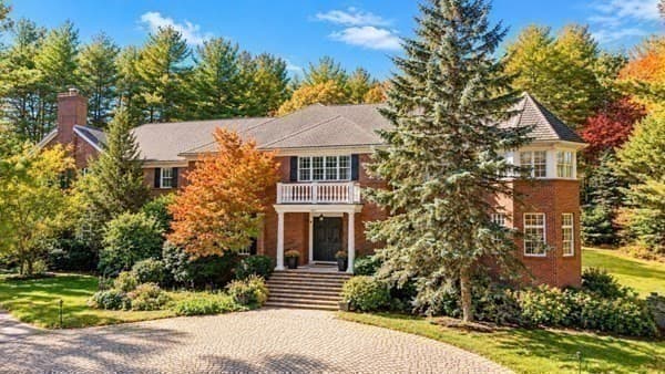 Single Family Residence at 451 Wellesley St, Weston MA 02493, photo 4 of 27