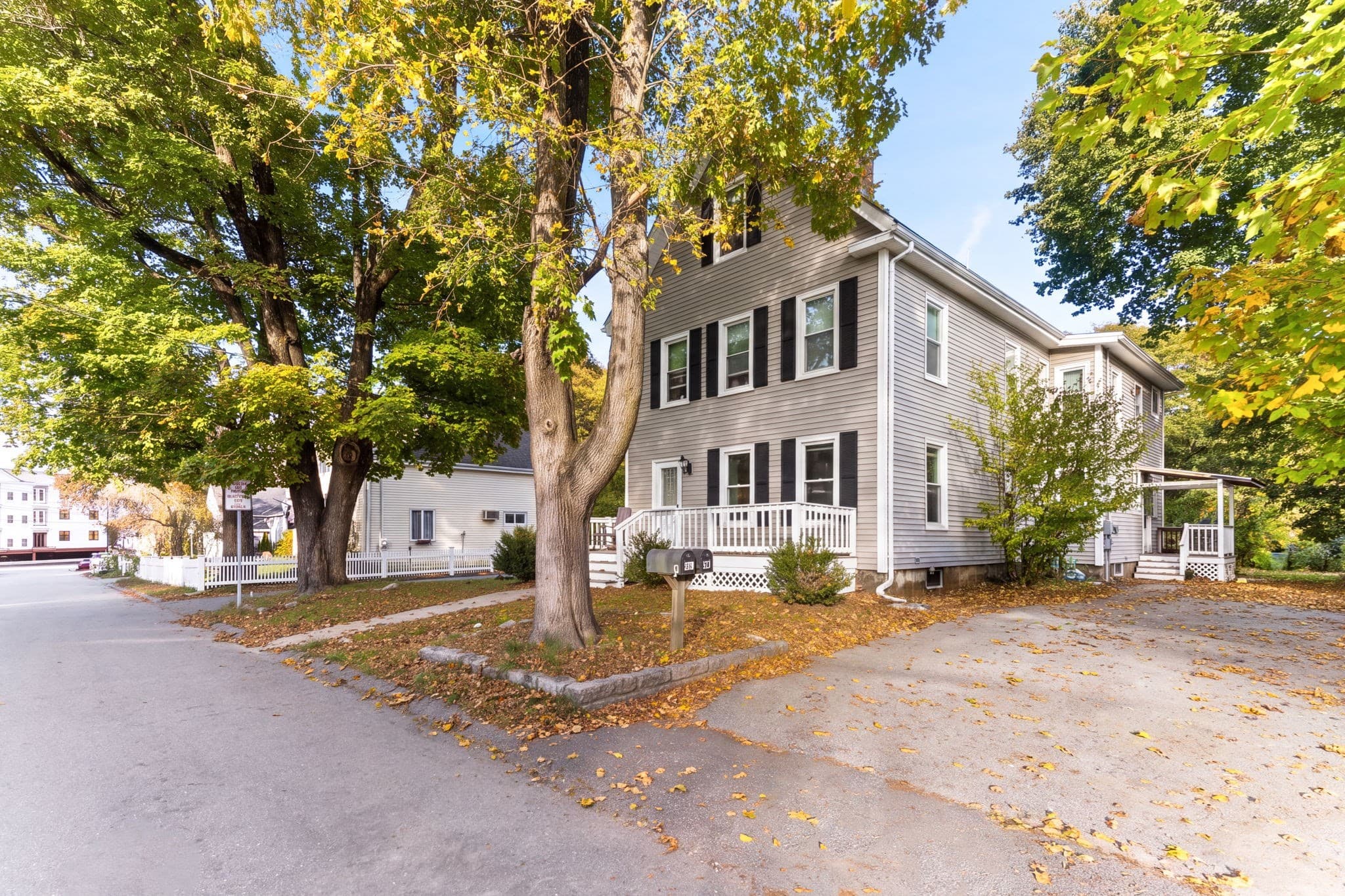 Multi Family at 17 Alpine Pl, Franklin MA 02038, photo 2 of 31