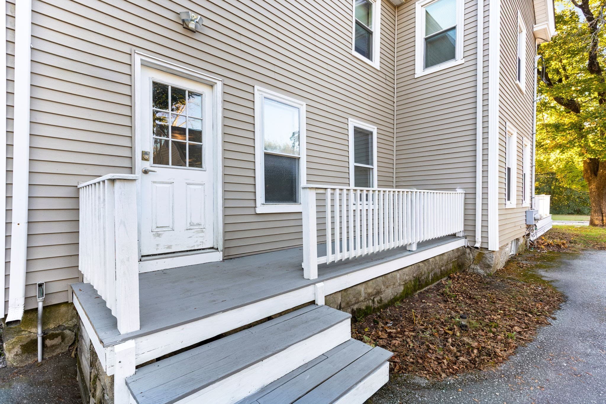 Multi Family at 17 Alpine Pl, Franklin MA 02038, photo 5 of 31