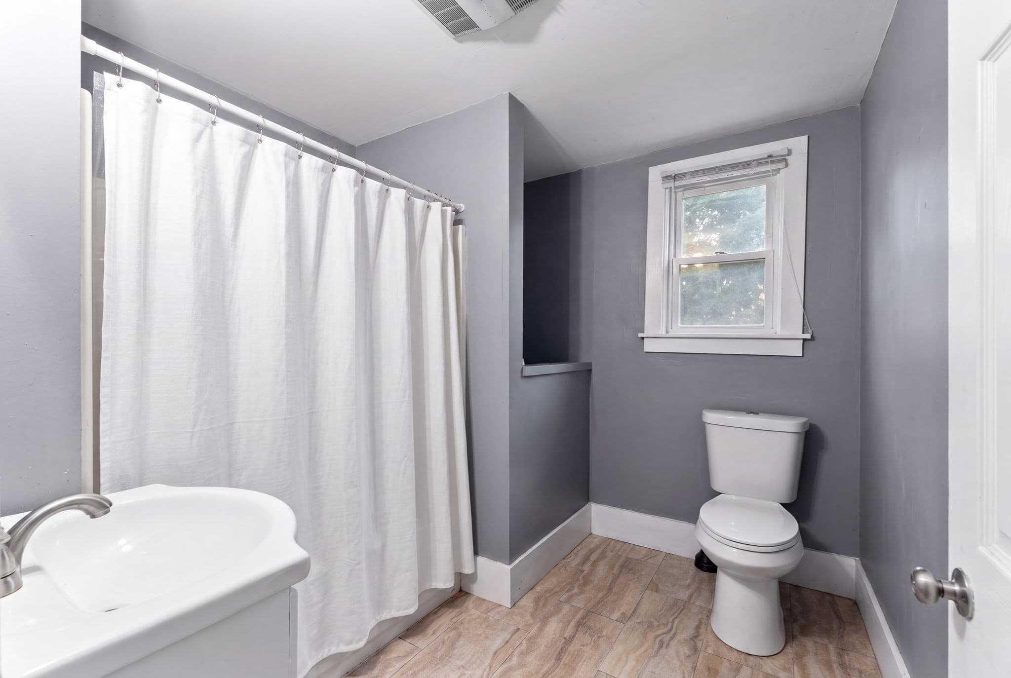 Multi Family at 17 Alpine Pl, Franklin MA 02038, photo 14 of 31