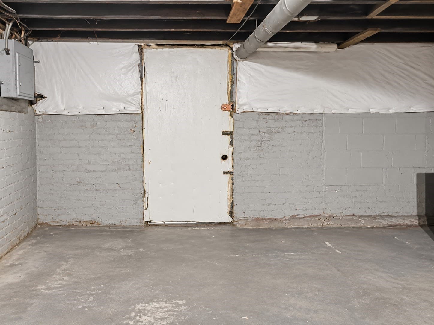 Single Family Residence at 225 Suffolk St, Holyoke MA 01040, photo 31 of 37