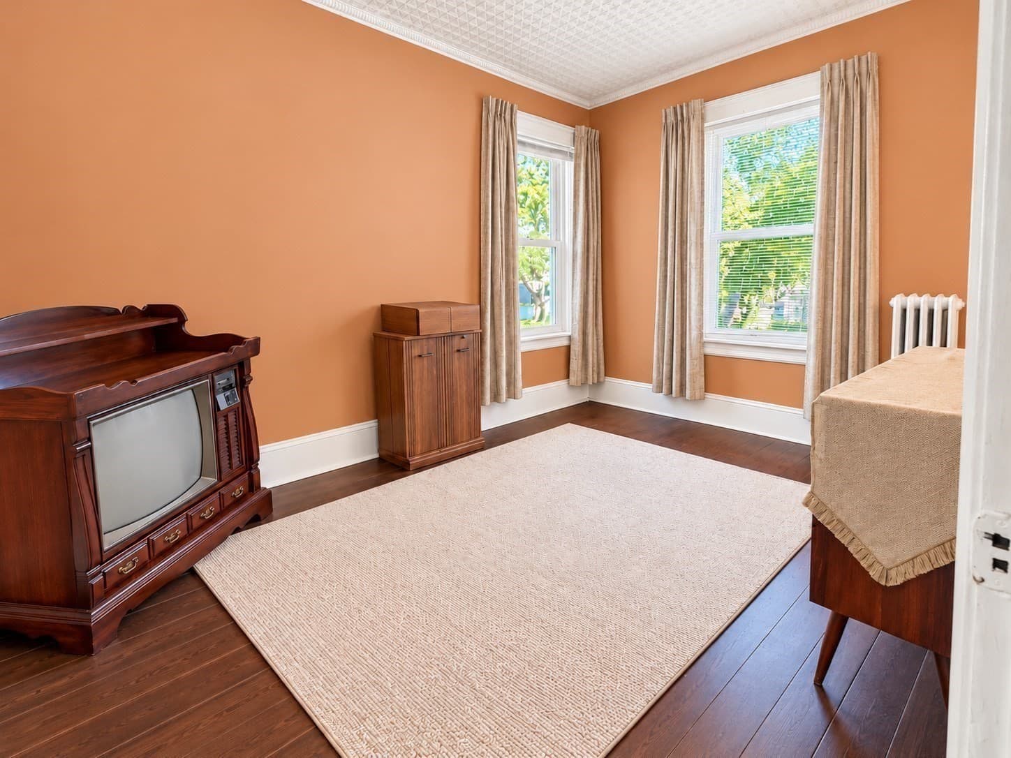 Single Family Residence at 225 Suffolk St, Holyoke MA 01040, photo 25 of 37