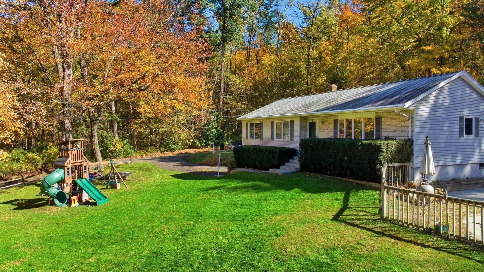 Single Family Residence at 20 Sullivan Ln, South Hadley MA 01075, photo 3 of 39