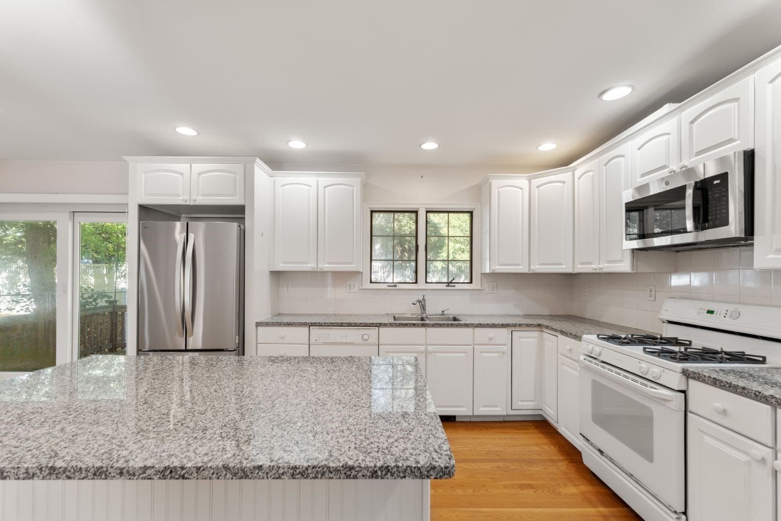 Single Family Residence at 340 Weston Road, Wellesley MA 02482, photo 5 of 35