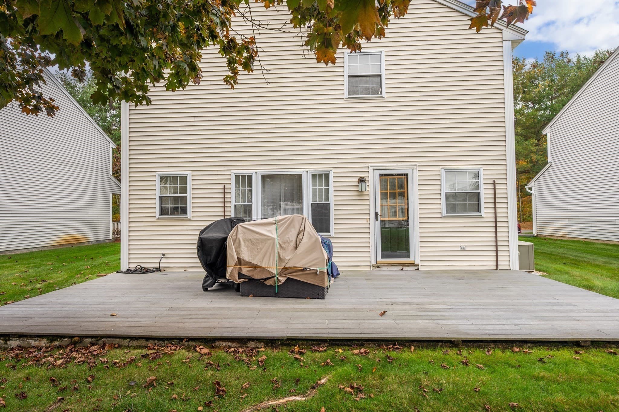 Condominium at 30 Juniper Ln # 30, Tewksbury MA 01876, photo 3 of 20