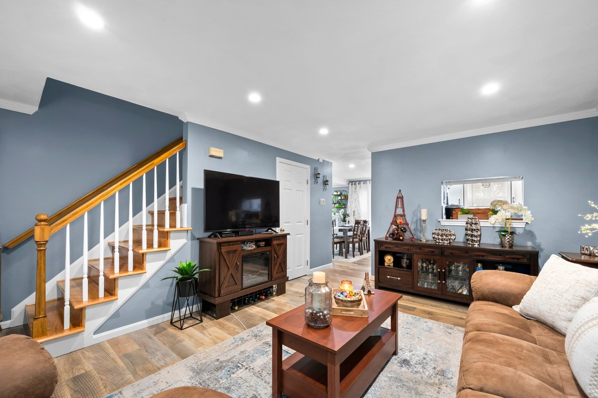 Condominium at 30 Juniper Ln # 30, Tewksbury MA 01876, photo 5 of 20