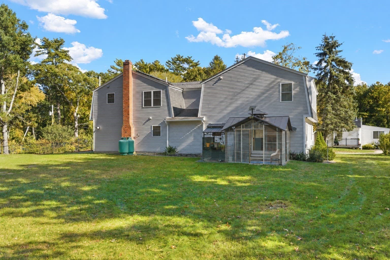 Single Family Residence at 3 Old Beaver Dam Rd, Wareham MA 02571, photo 33 of 41