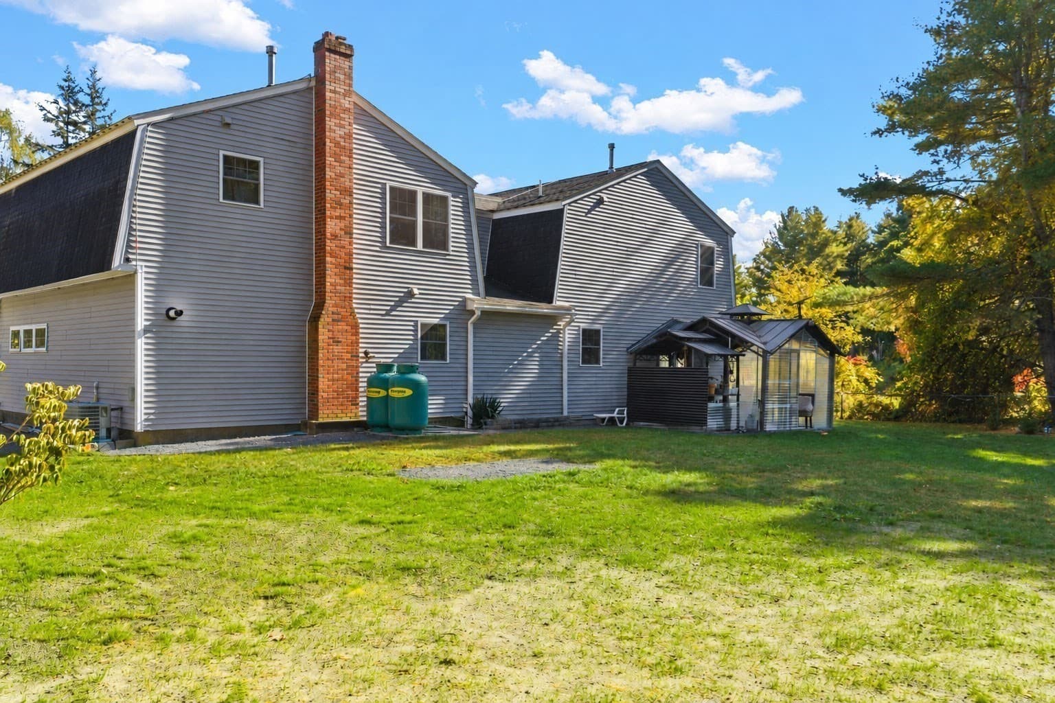 Single Family Residence at 3 Old Beaver Dam Rd, Wareham MA 02571, photo 35 of 41