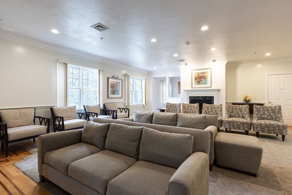 Condominium at 1 Lenox # 111, Norwood MA 02062, photo 27 of 37
