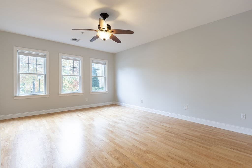 Condominium at 1 Lenox # 111, Norwood MA 02062, photo 20 of 37