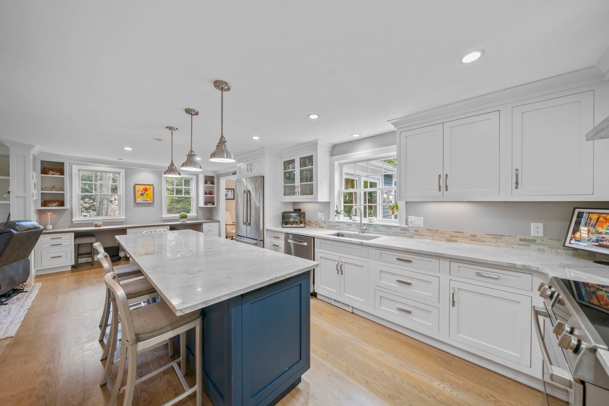 Single Family Residence at 191 Webster St, Marshfield MA 02050, photo 4 of 39