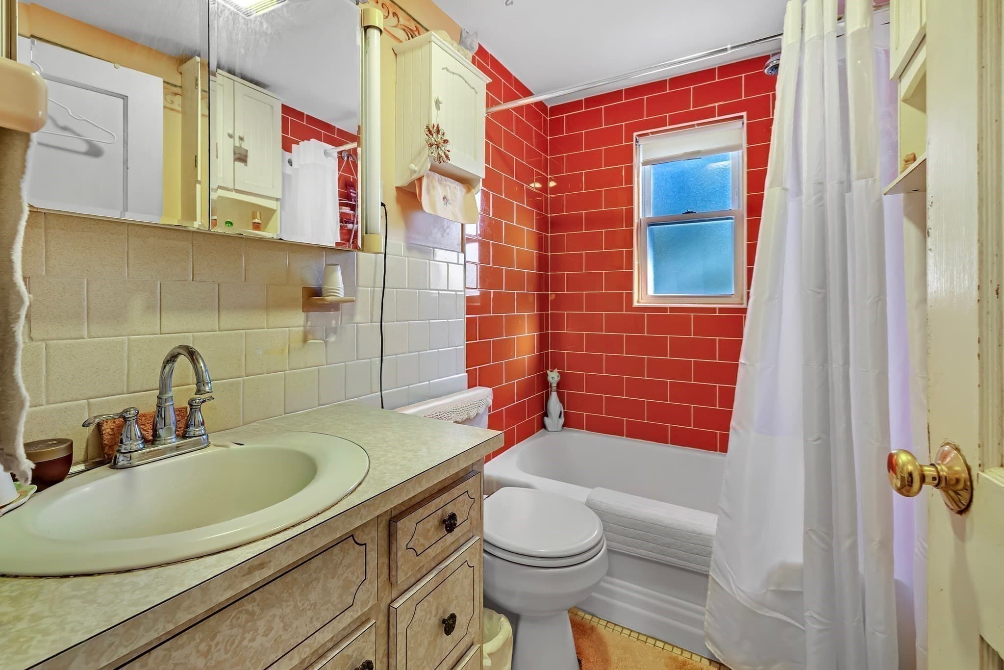 Single Family Residence at 32 Harriet Rd, Abington MA 02351, photo 10 of 21
