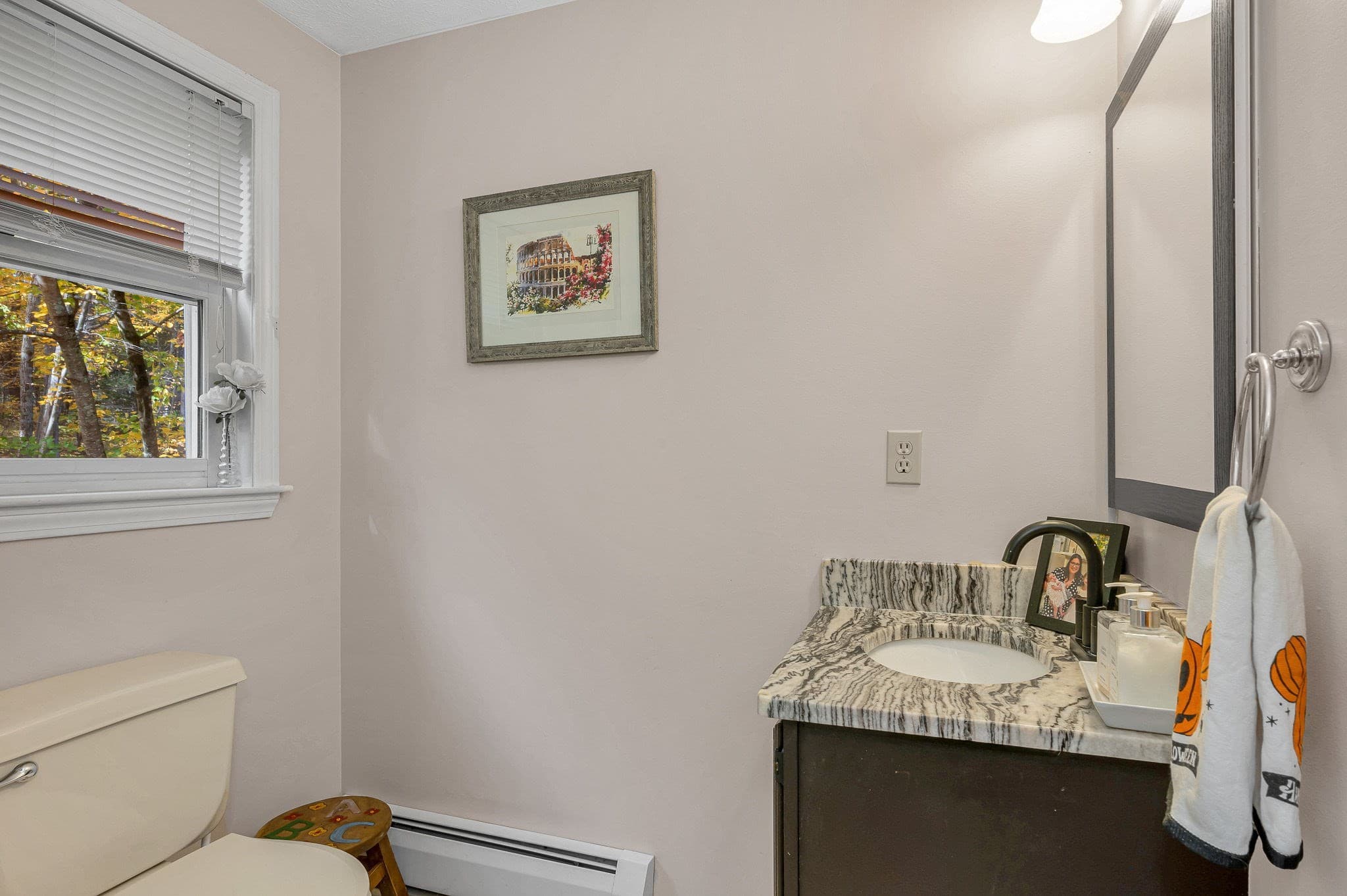 Single Family Residence at 22 Brandy Ln, Pelham NH 03076, photo 23 of 35
