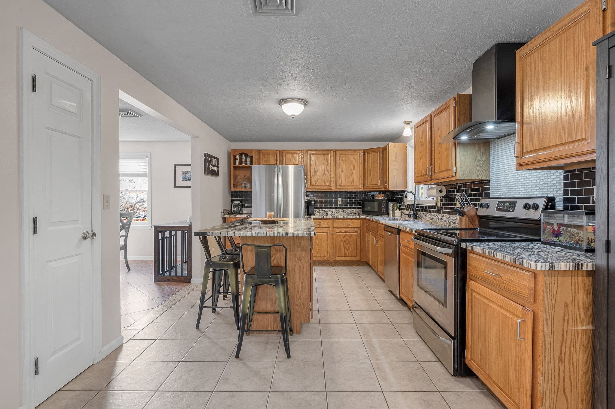 Single Family Residence at 22 Brandy Ln, Pelham NH 03076, photo 9 of 35