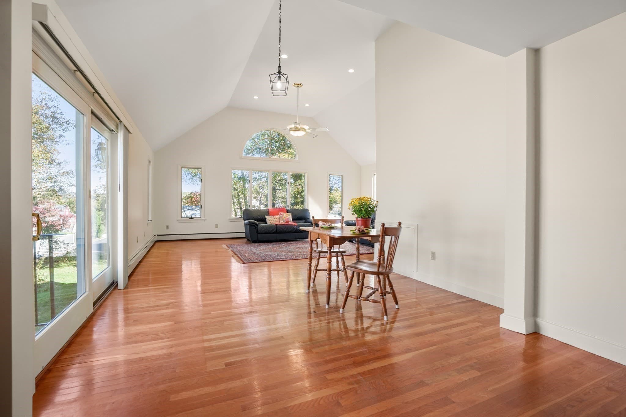 Single Family Residence at 7 Edson Ave, Rutland MA 01543, photo 9 of 41