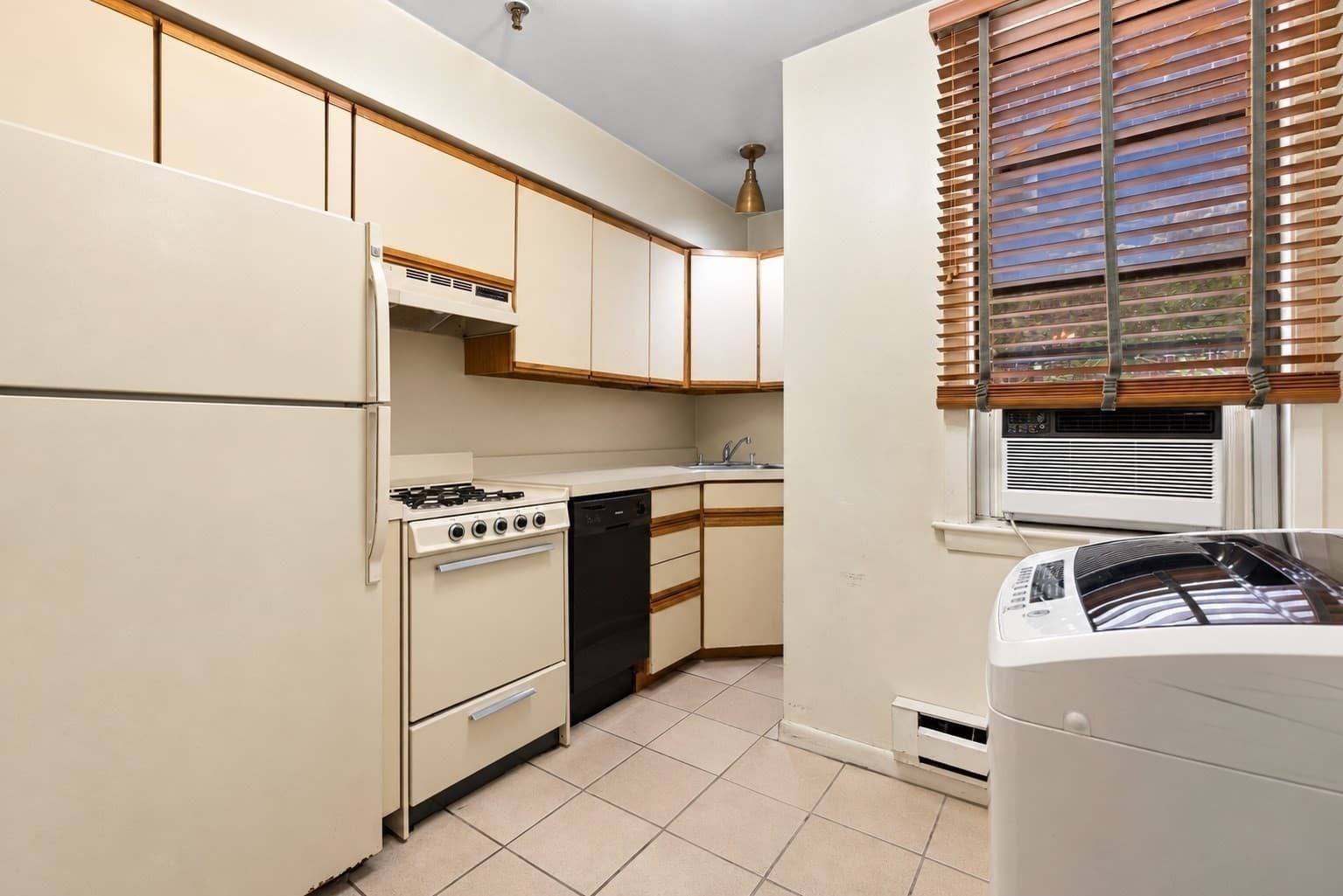 Condominium at 26 Commonwealth Terrace # 7, Boston MA 02135, photo 5 of 14