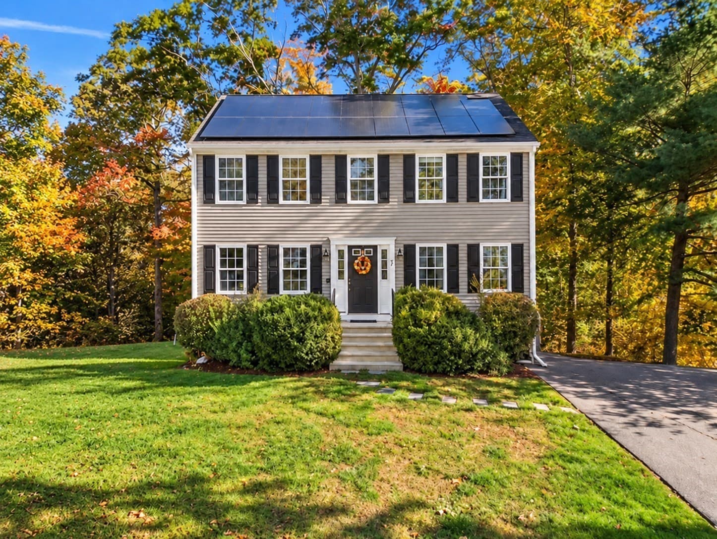 72 Hoover St, Taunton MA 02780