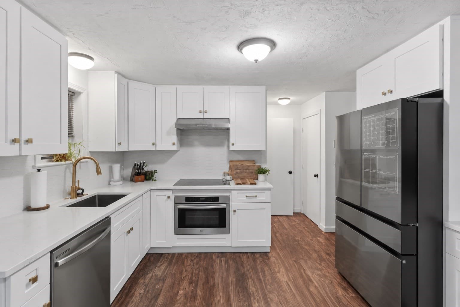 Single Family Residence at 15 Enid St, Worcester MA 01604, photo 7 of 17