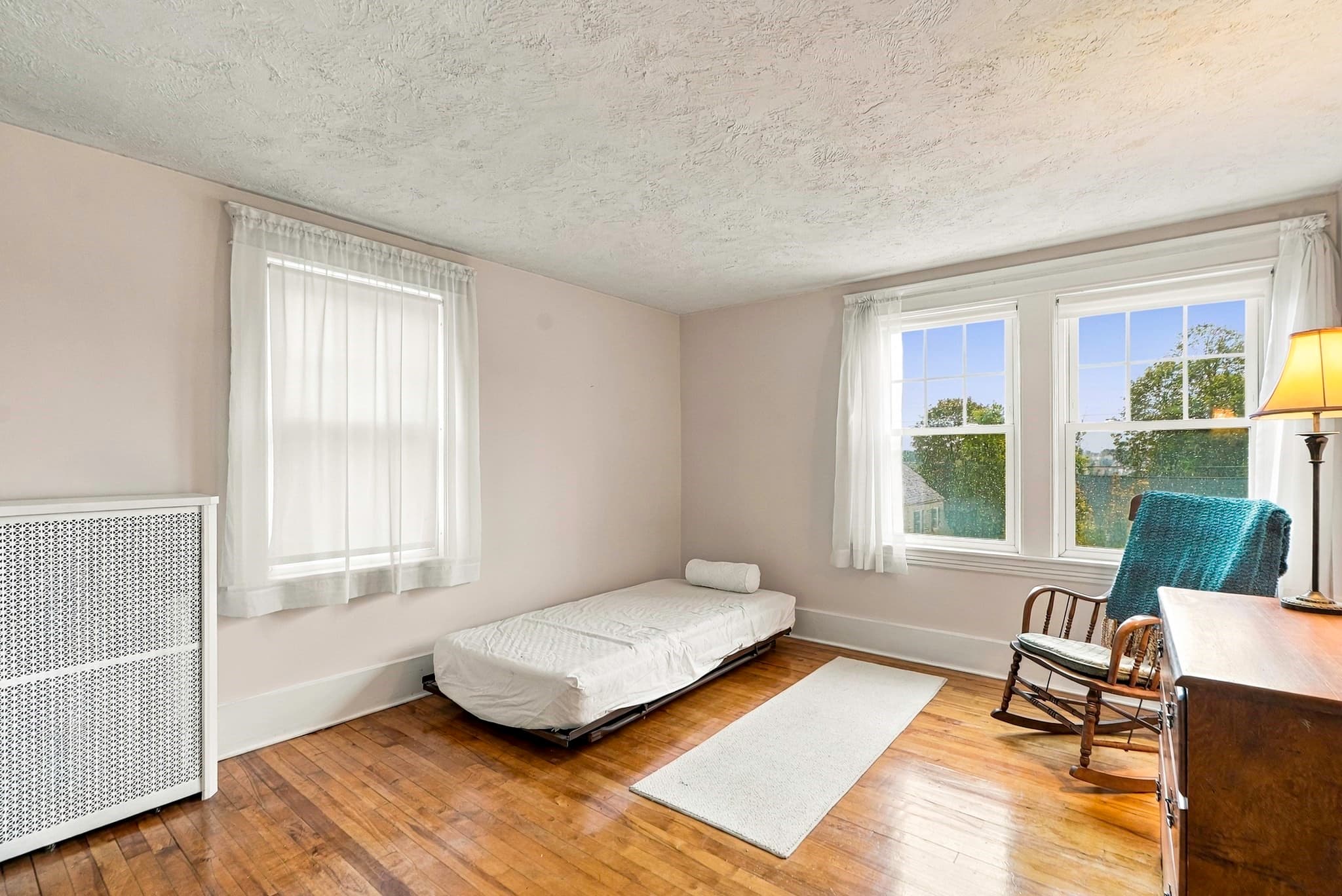 Single Family Residence at 48 Barnard Rd, Worcester MA 01605, photo 34 of 40
