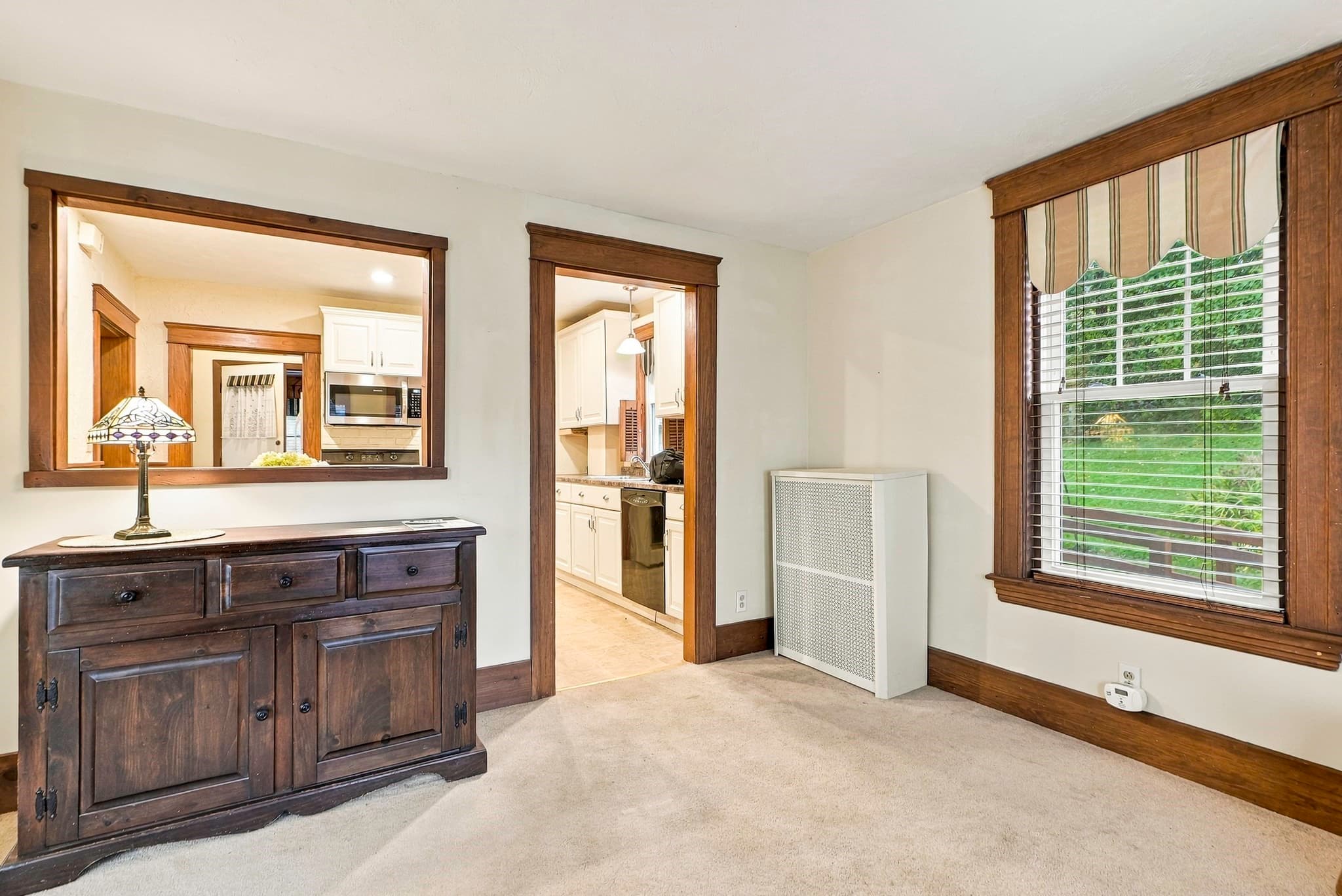 Single Family Residence at 48 Barnard Rd, Worcester MA 01605, photo 18 of 40