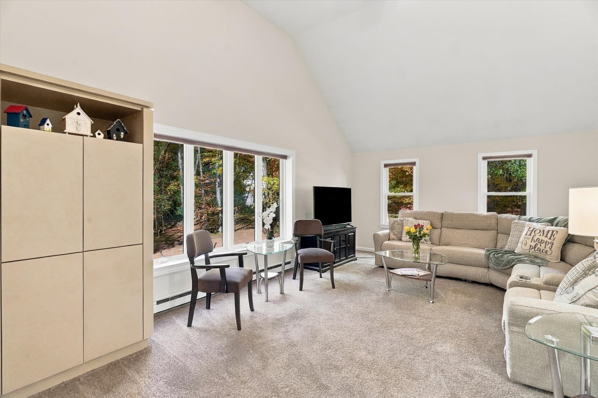 Single Family Residence at 8 Montclair Ave, Andover MA 01810, photo 6 of 42