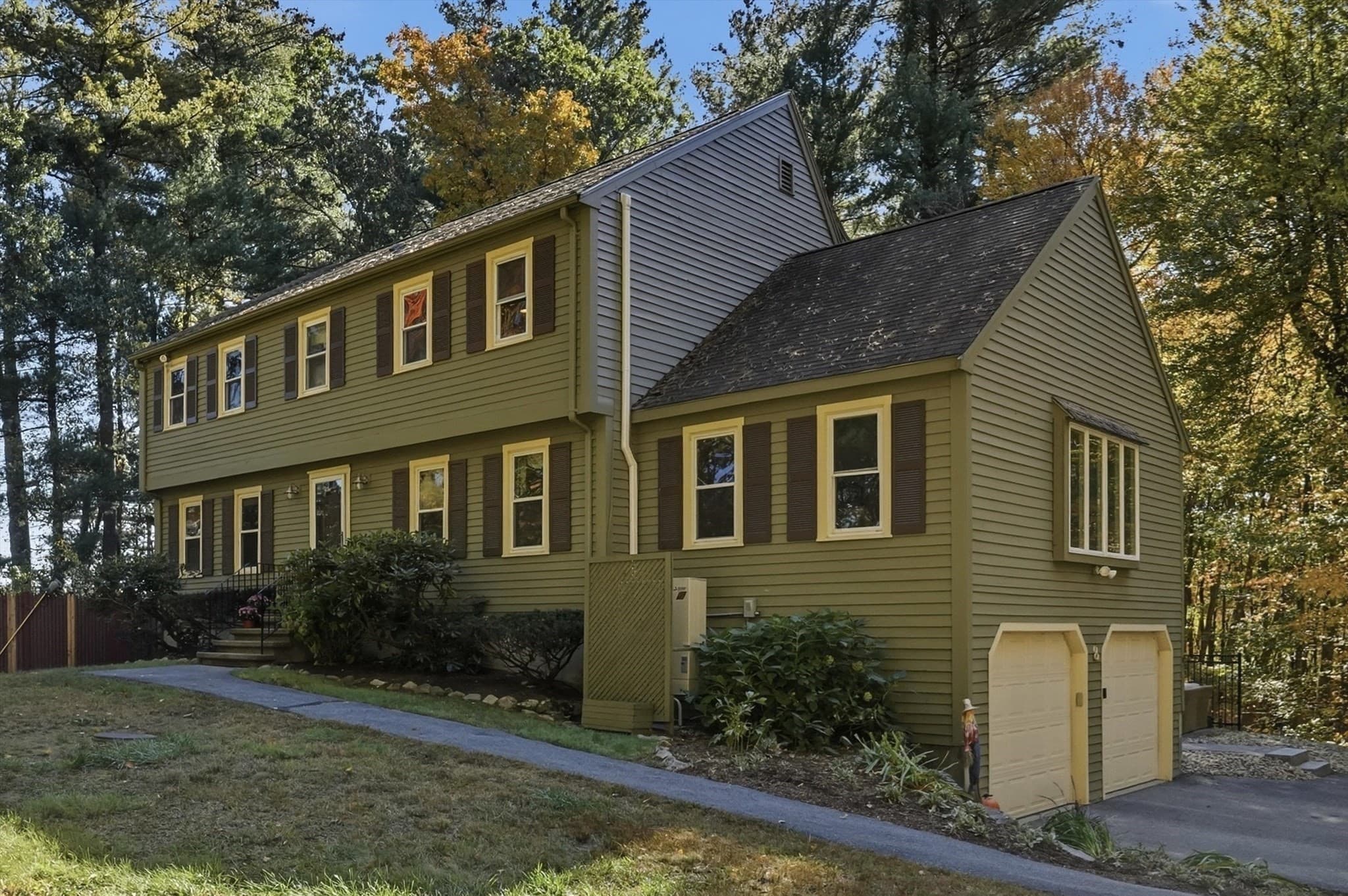 Single Family Residence at 8 Montclair Ave, Andover MA 01810, photo 36 of 42