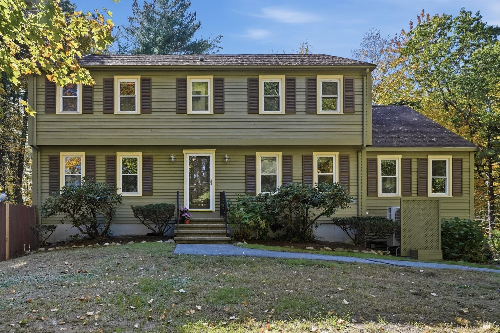 8 Montclair Ave, Andover MA 01810