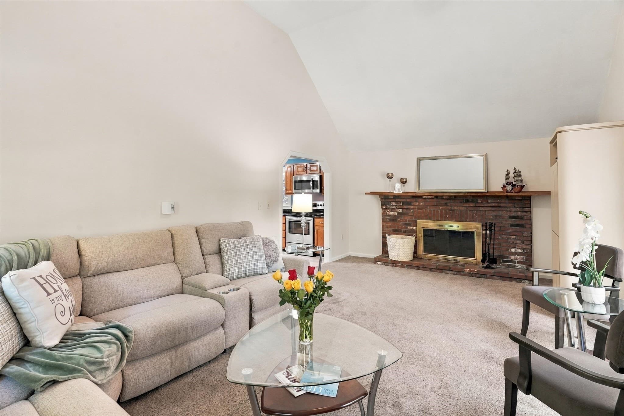 Single Family Residence at 8 Montclair Ave, Andover MA 01810, photo 8 of 42