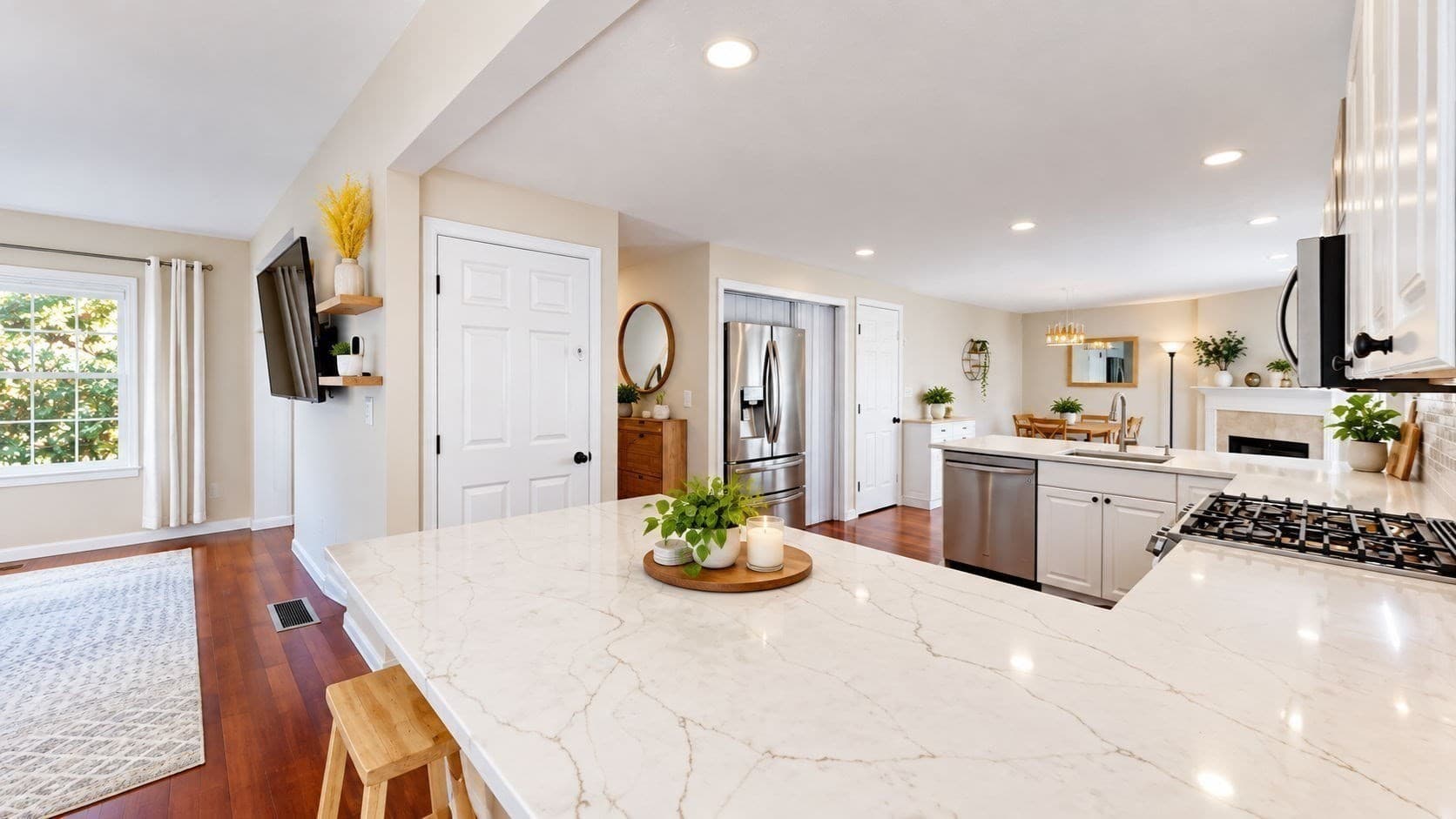 Single Family Residence at 6 Derby St, Framingham MA 01701, photo 5 of 28