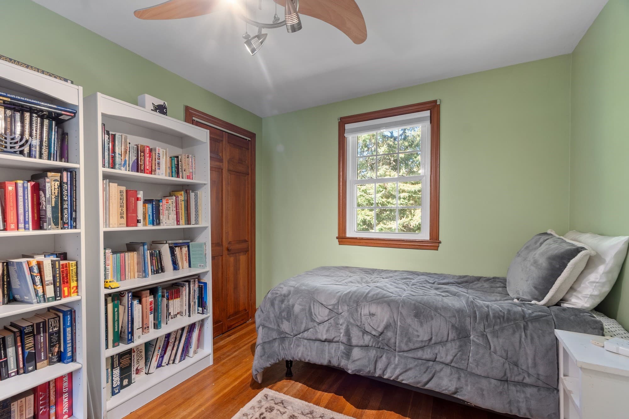 Single Family Residence at 12 Prior Dr., Framingham MA 01701, photo 23 of 39