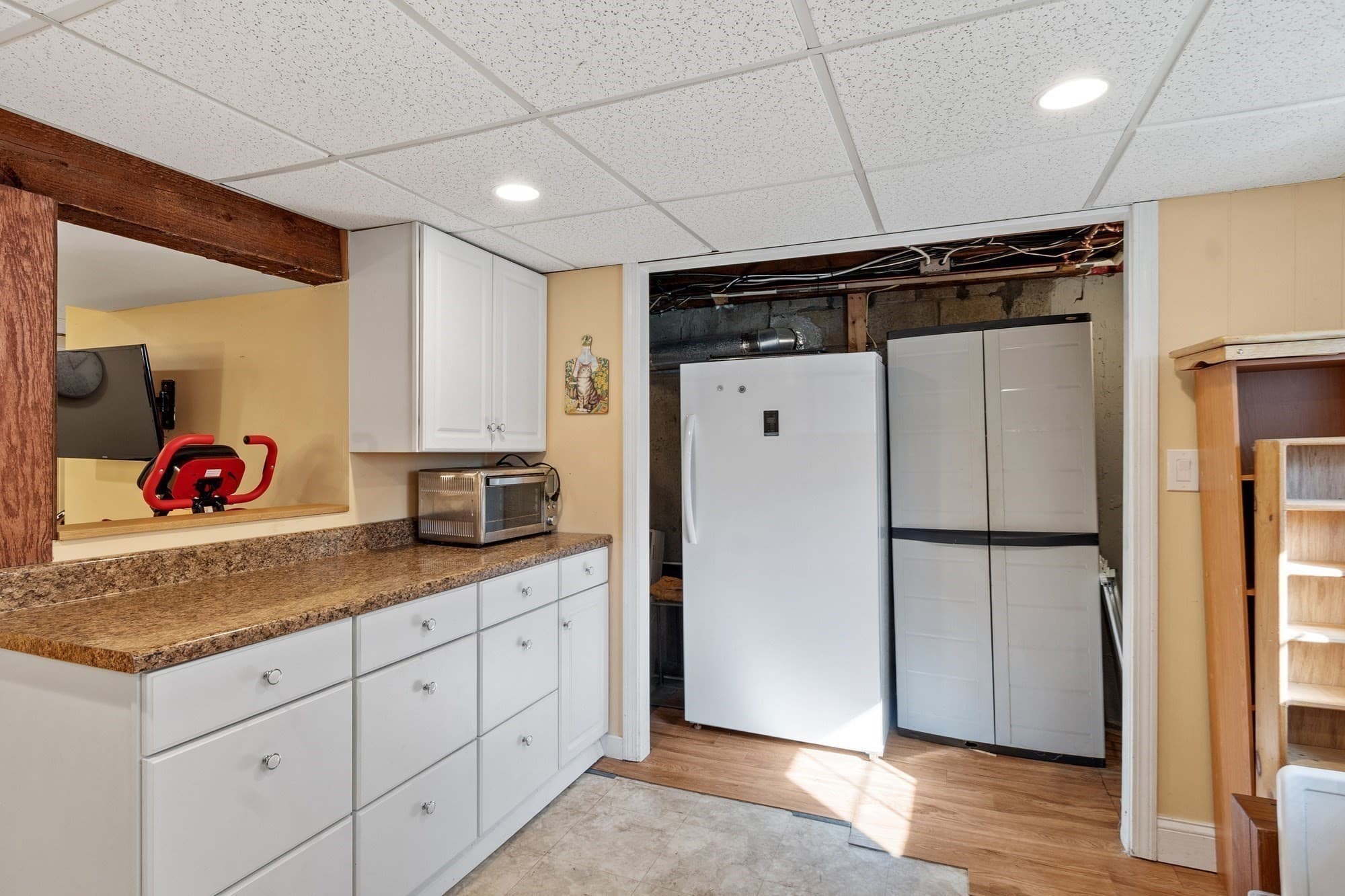 Single Family Residence at 12 Prior Dr., Framingham MA 01701, photo 17 of 39