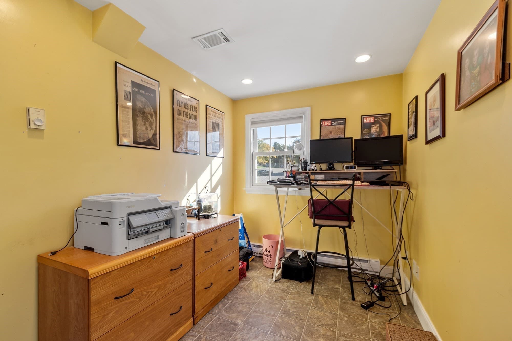 Single Family Residence at 12 Prior Dr., Framingham MA 01701, photo 12 of 39