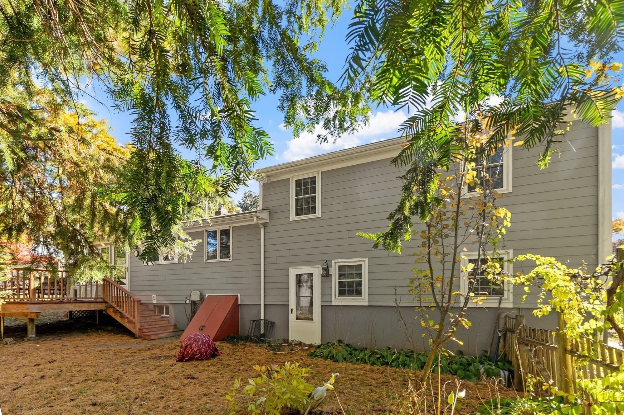 Single Family Residence at 12 Prior Dr., Framingham MA 01701, photo 3 of 39