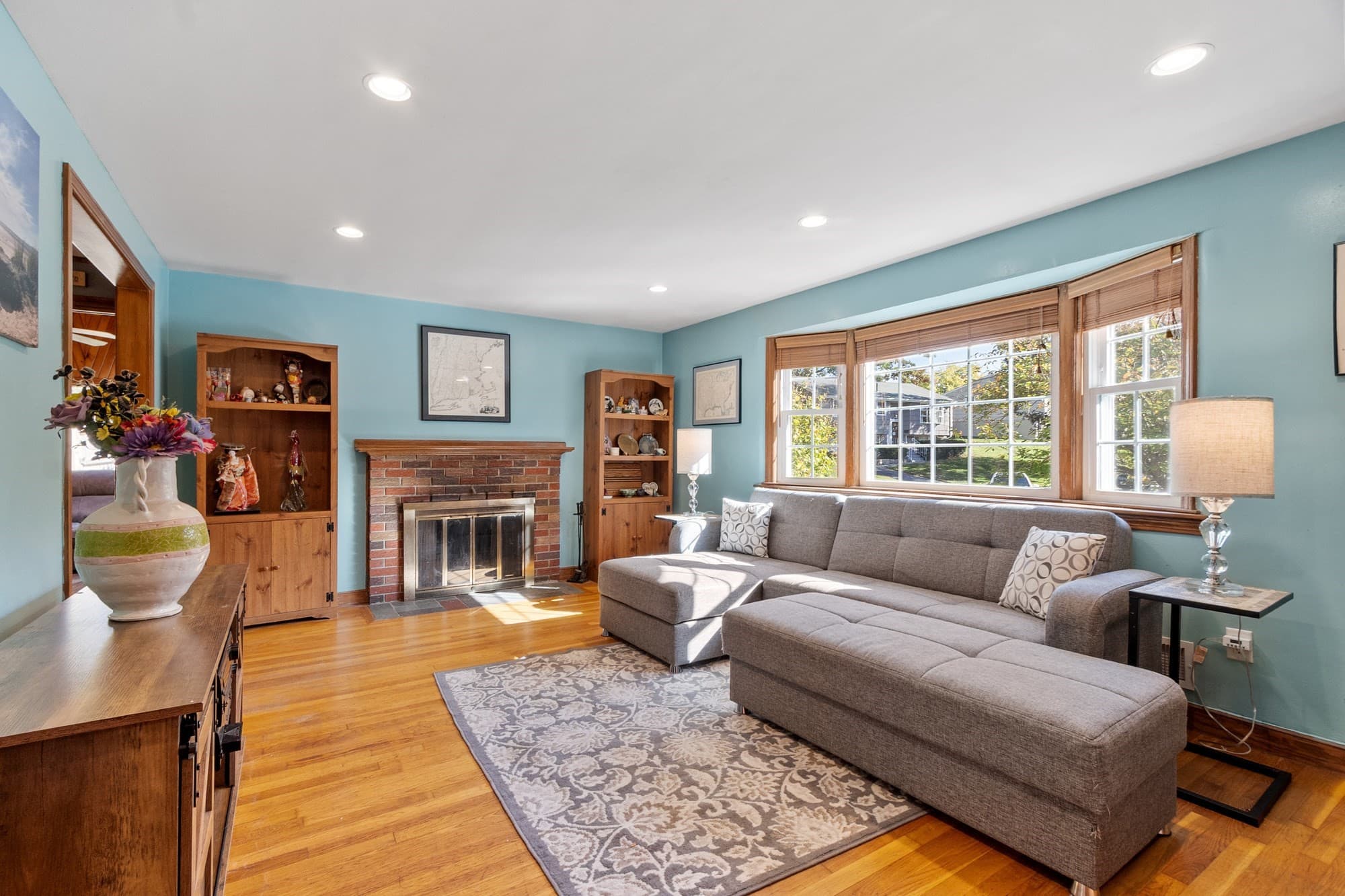 Single Family Residence at 12 Prior Dr., Framingham MA 01701, photo 24 of 39