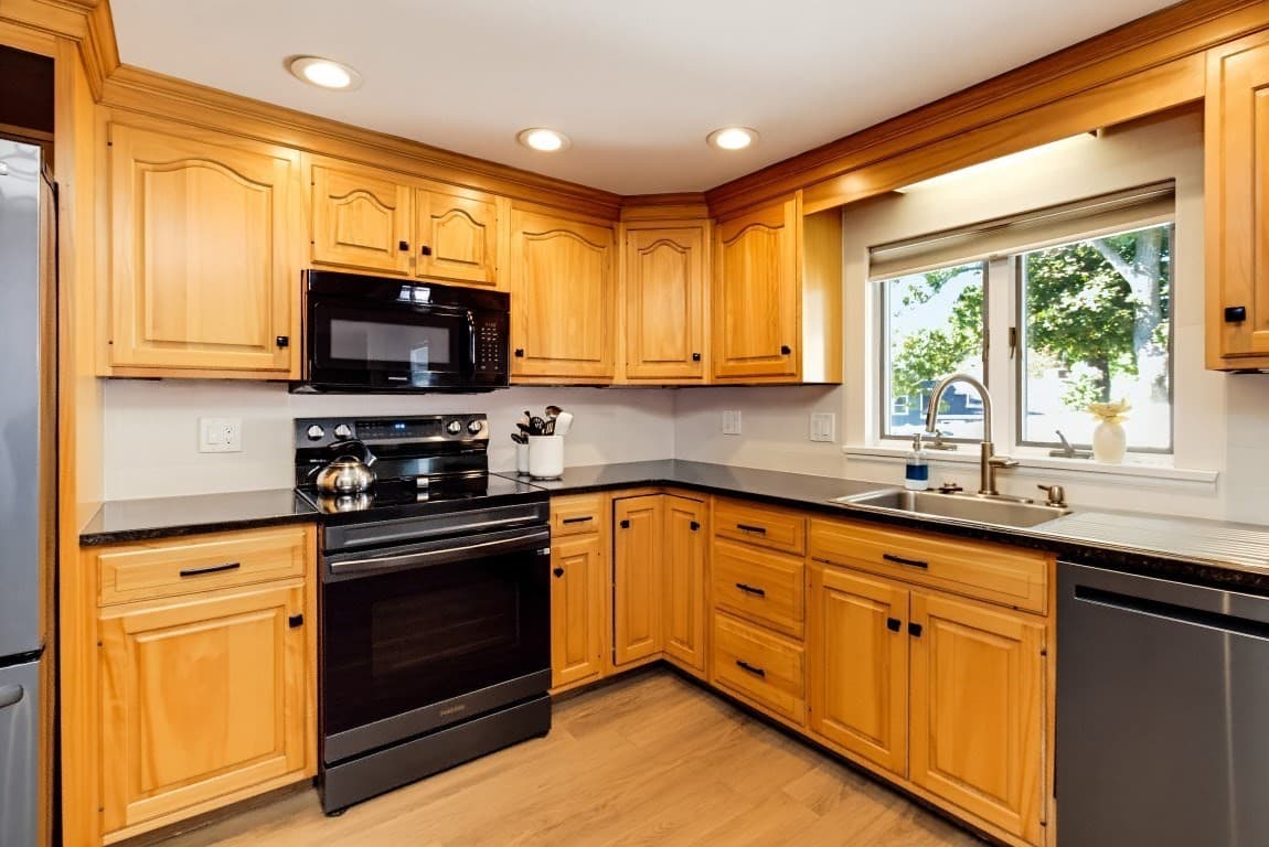 Single Family Residence at 15 Doane Rd, Medford MA 02155, photo 9 of 42