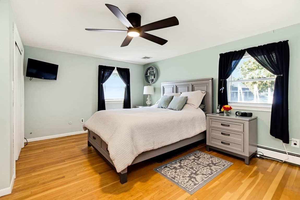 Single Family Residence at 15 Doane Rd, Medford MA 02155, photo 15 of 42
