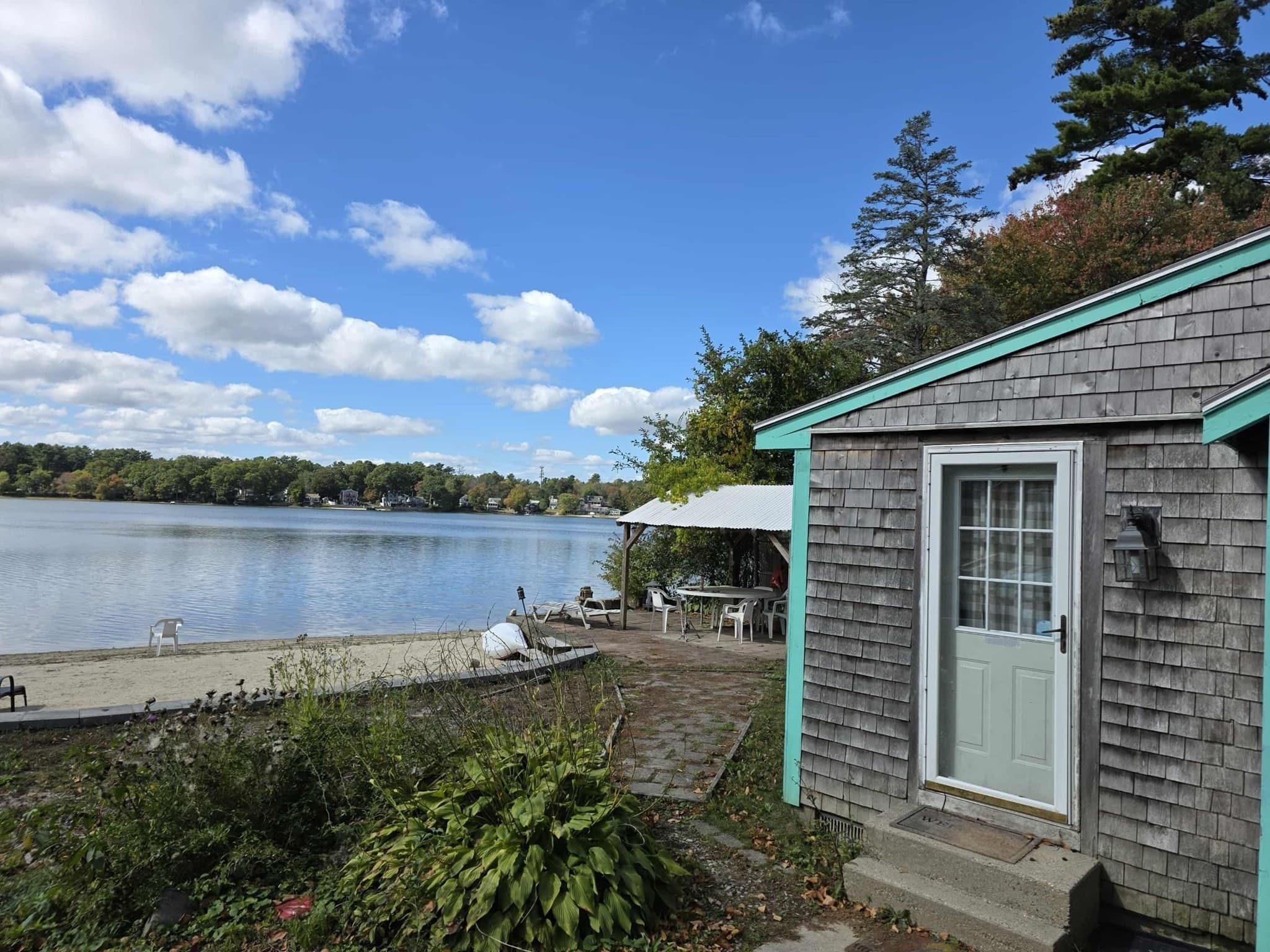 Single Family Residence at 9 Sheila Rd, Pembroke MA 02359, photo 3 of 39