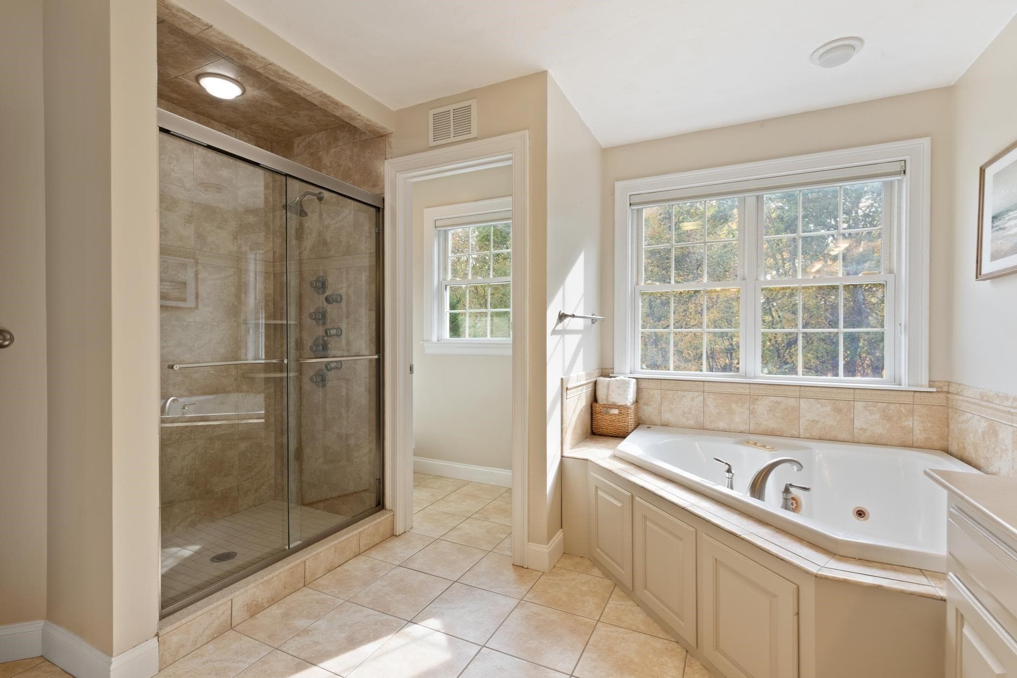 Single Family Residence at 185 Riverside Dr, Wrentham MA 02093, photo 24 of 42