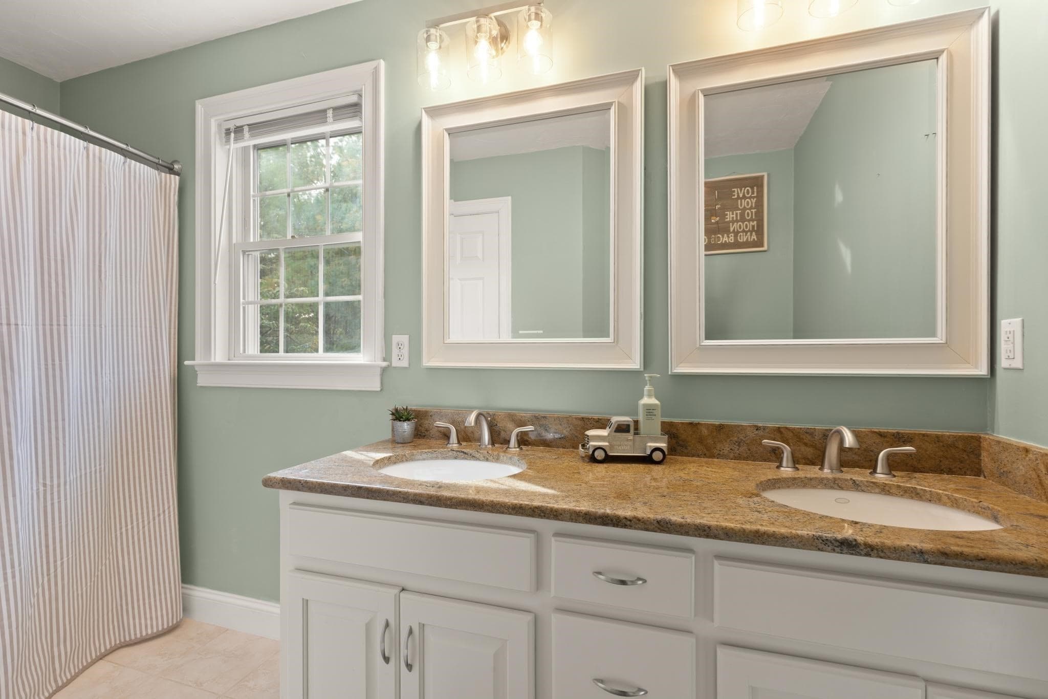 Single Family Residence at 185 Riverside Dr, Wrentham MA 02093, photo 30 of 42