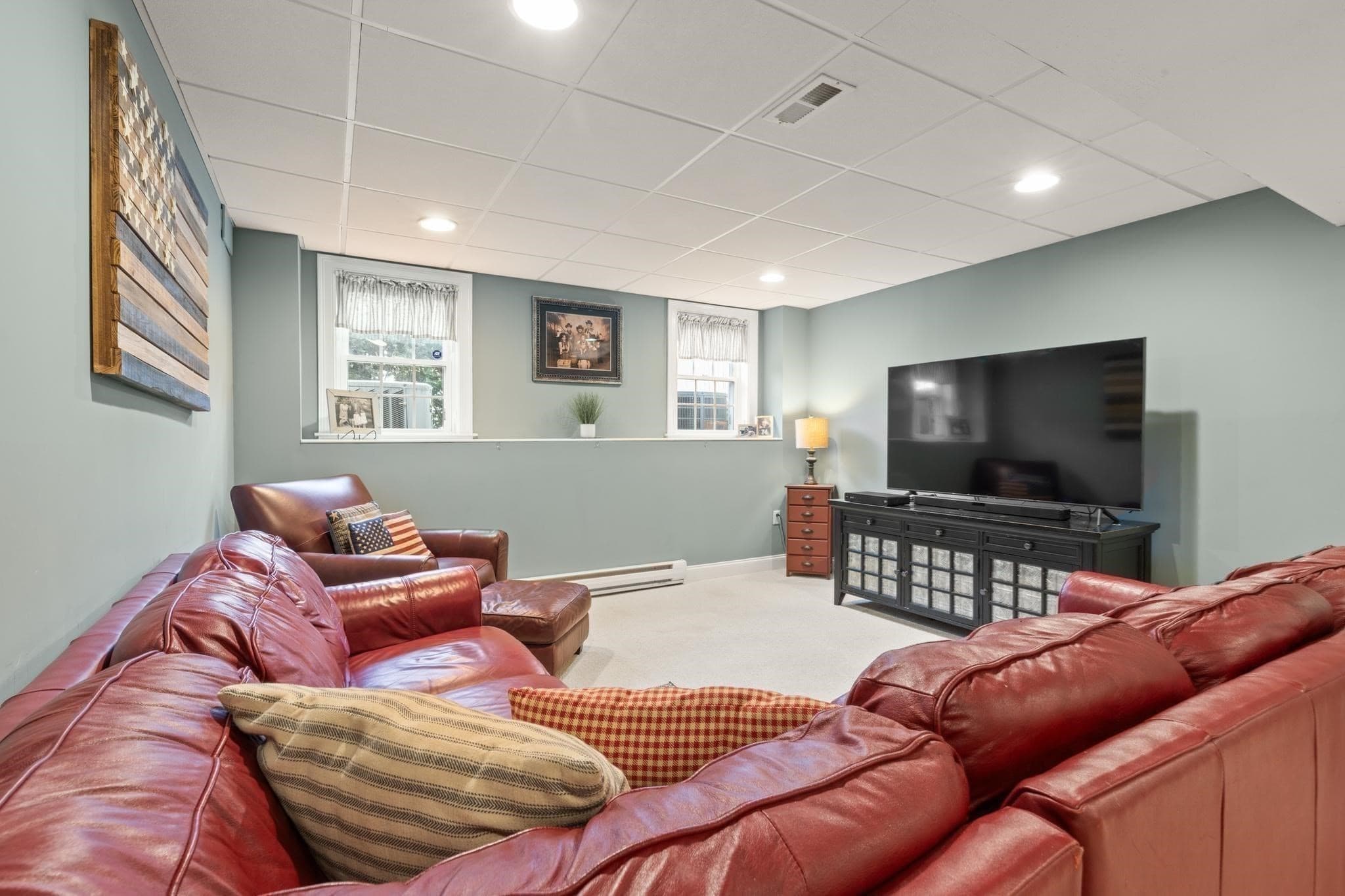 Single Family Residence at 185 Riverside Dr, Wrentham MA 02093, photo 33 of 42