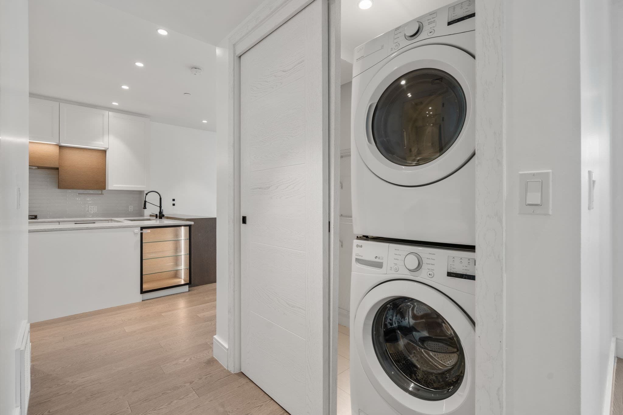 Condominium at 69 Walnut Street # 7, Brookline MA 02445, photo 11 of 25