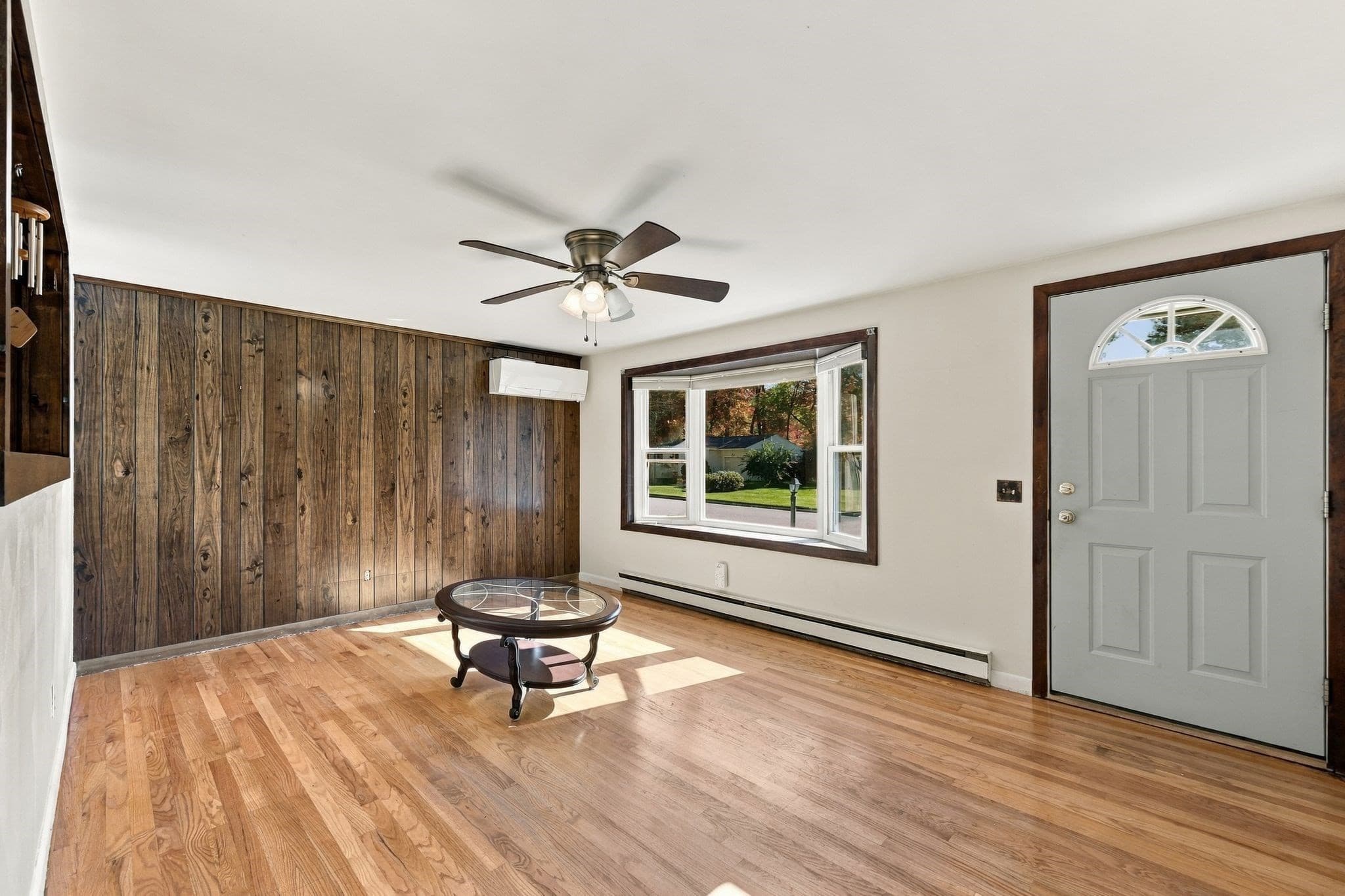 Single Family Residence at 286 Peekskill Ave, Springfield MA 01129, photo 10 of 38