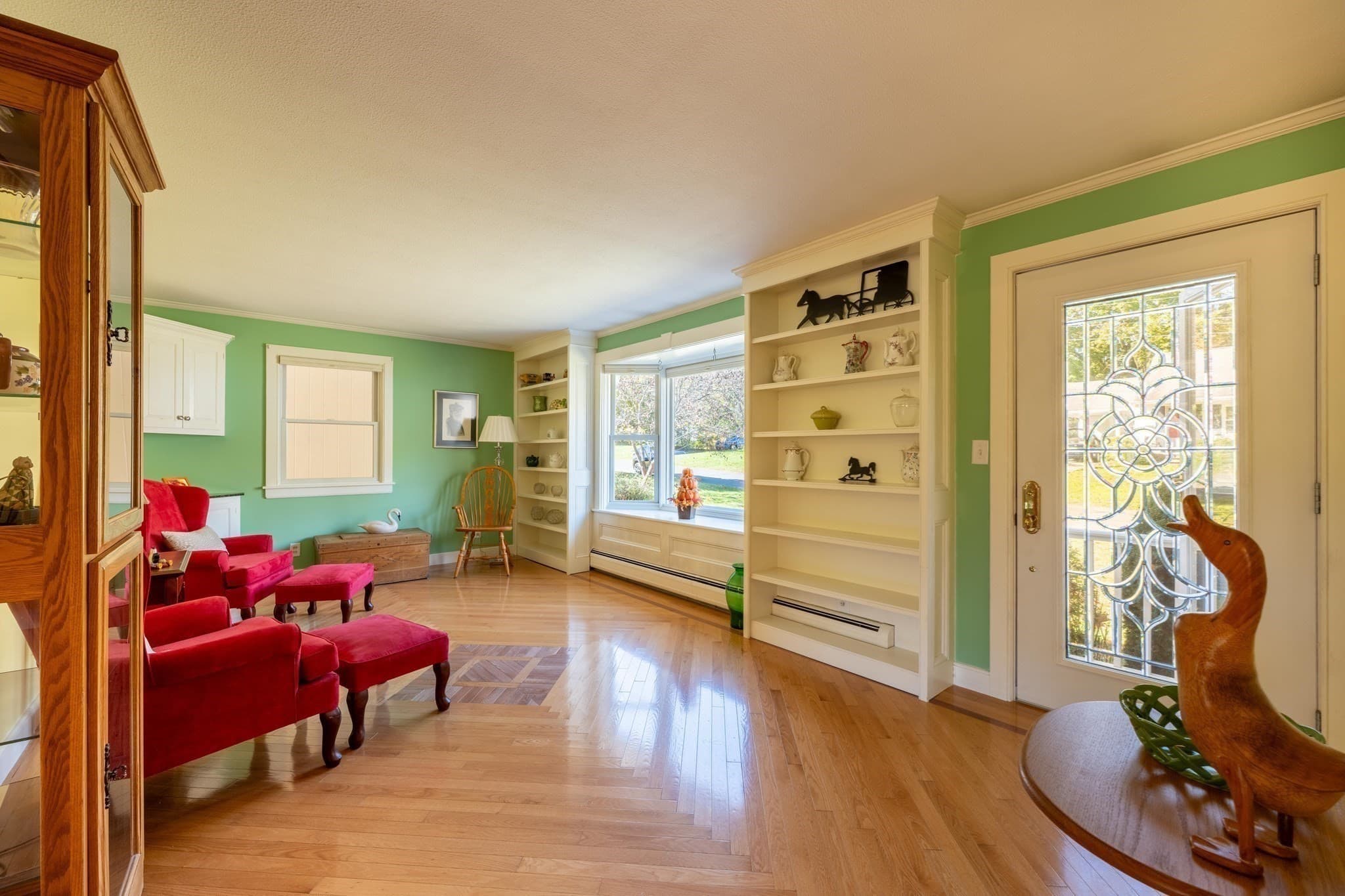 Single Family Residence at 25 Murphy Ter, Northampton MA 01060, photo 7 of 36