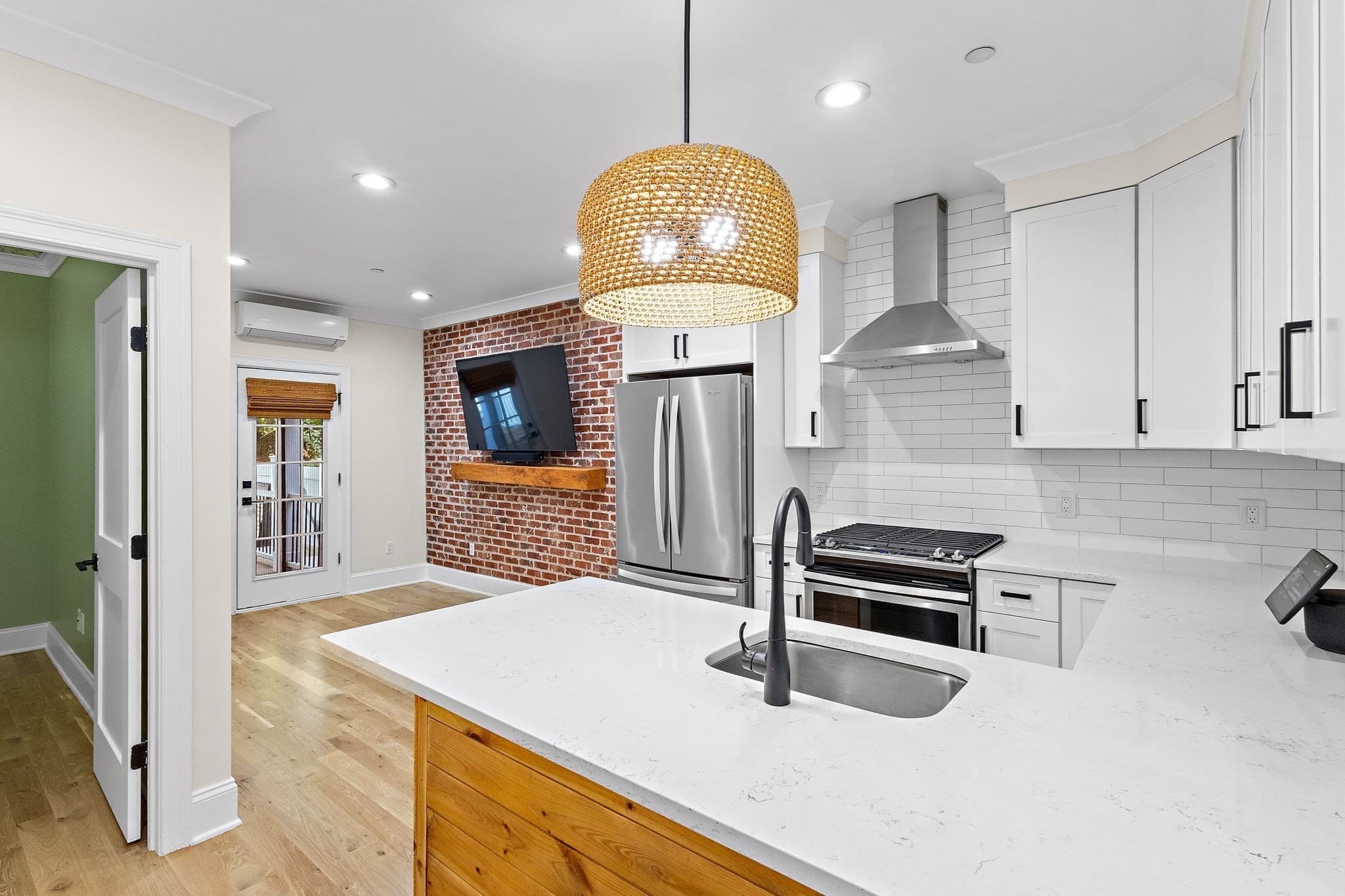 Condominium at 138 Trenton # 1, Boston MA 02128, photo 27 of 38