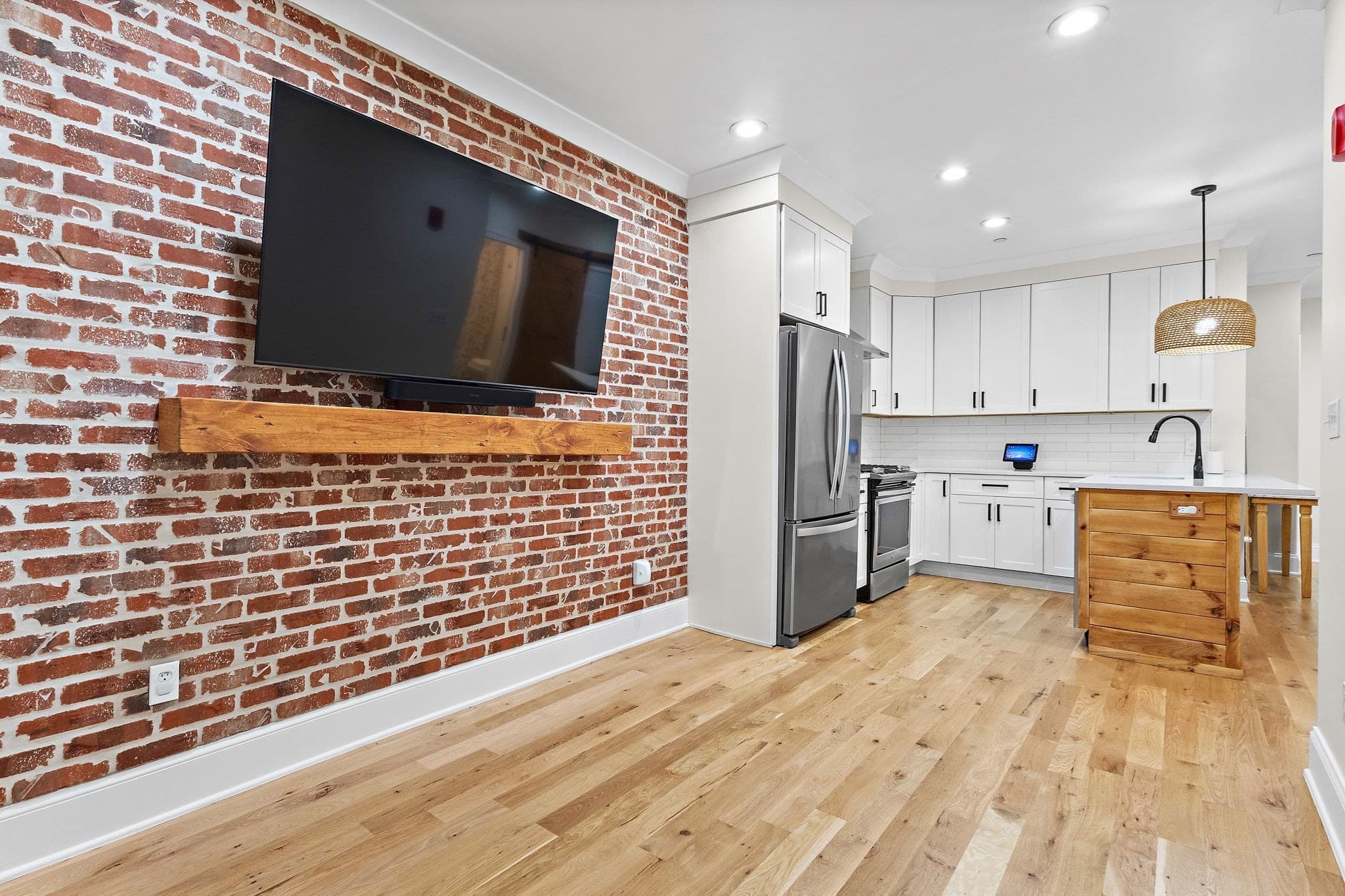 Condominium at 138 Trenton # 1, Boston MA 02128, photo 17 of 38