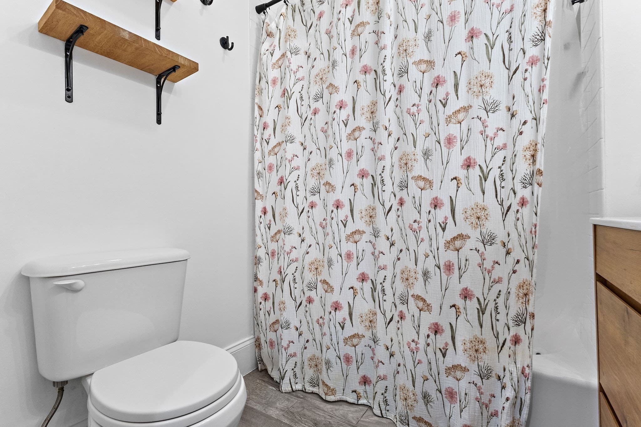 Condominium at 138 Trenton # 1, Boston MA 02128, photo 12 of 38