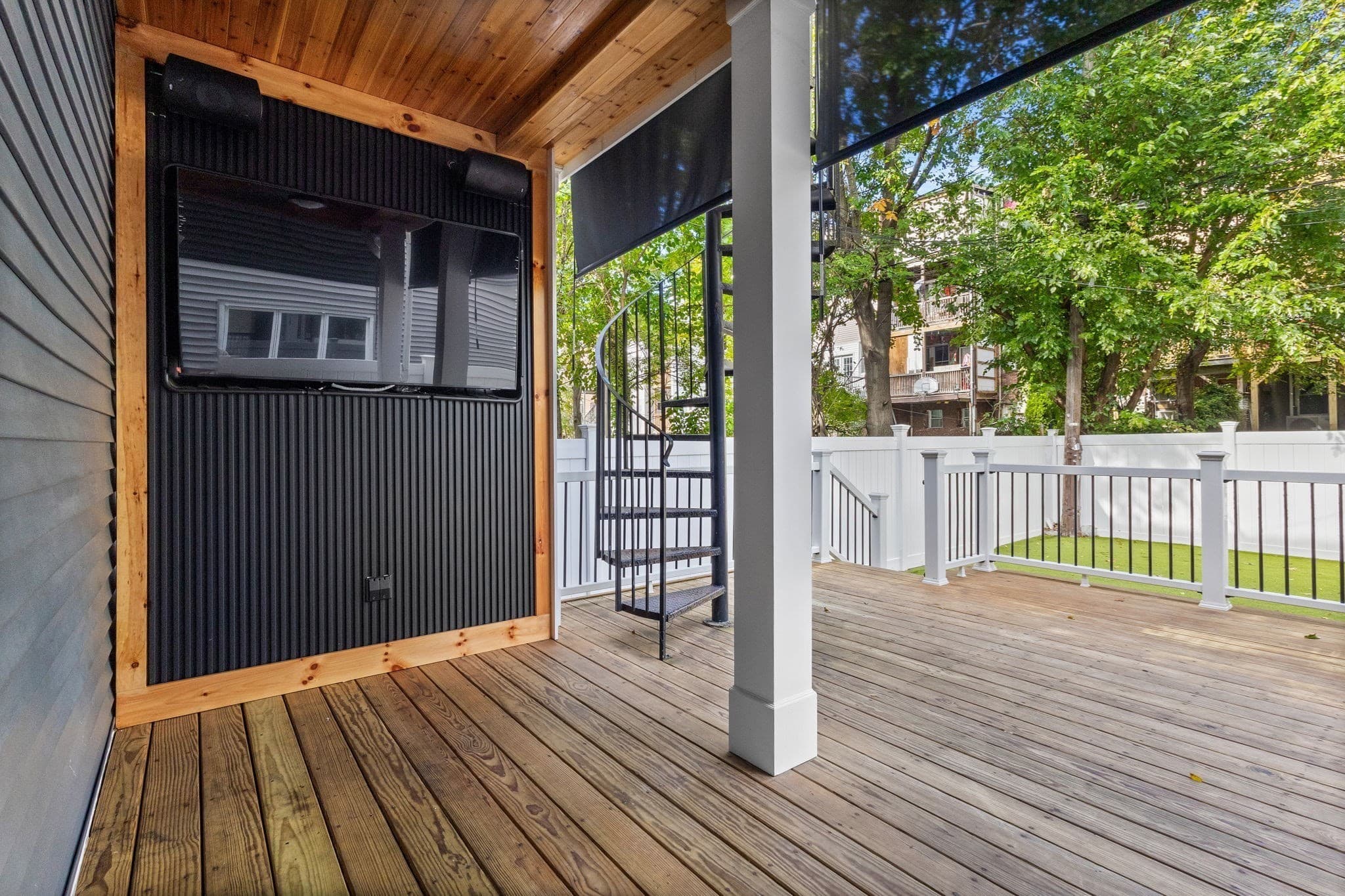 Condominium at 138 Trenton # 1, Boston MA 02128, photo 18 of 38