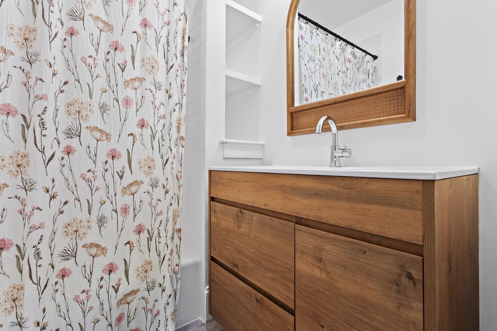 Condominium at 138 Trenton # 1, Boston MA 02128, photo 11 of 38