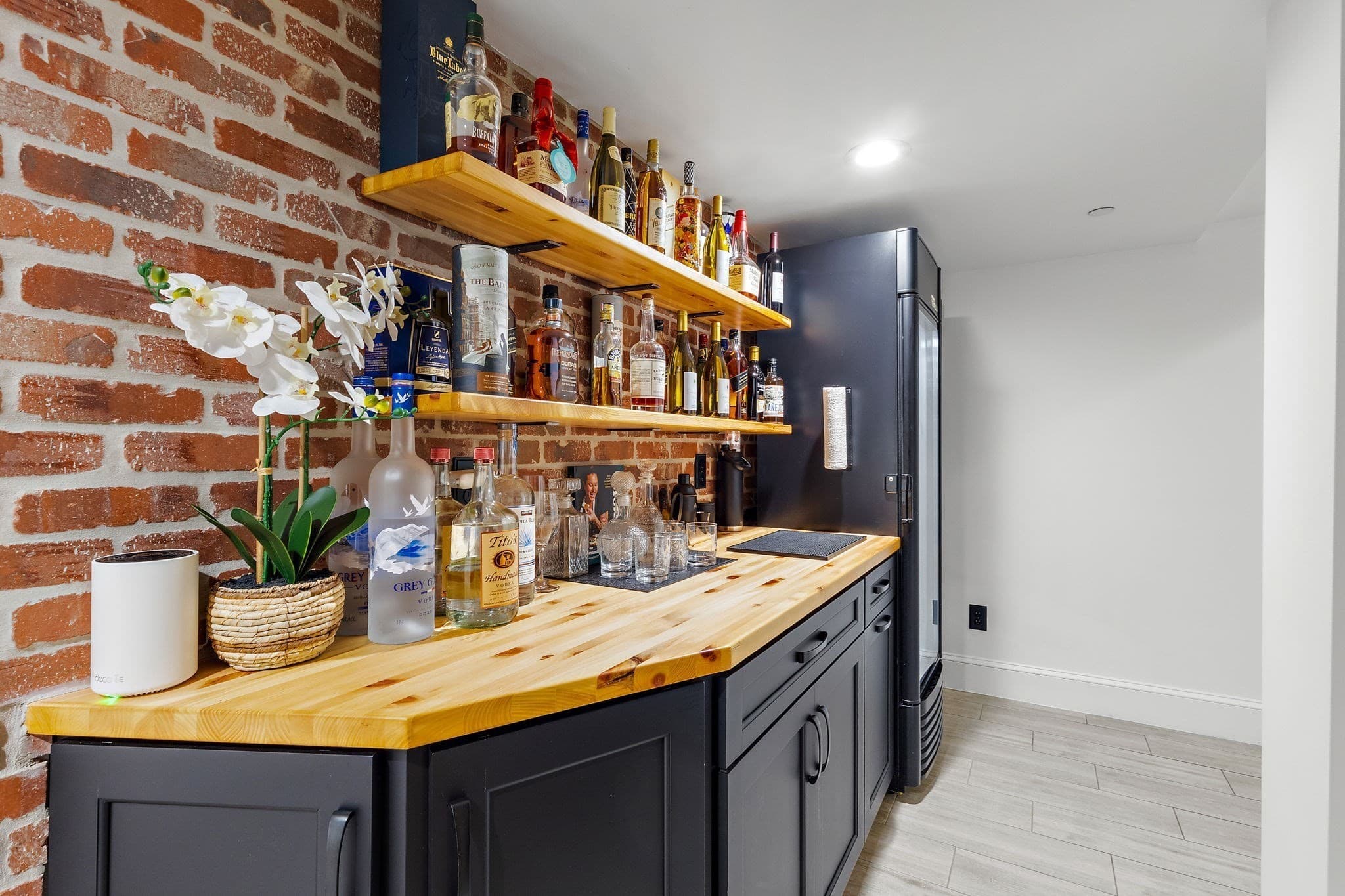 Condominium at 138 Trenton # 1, Boston MA 02128, photo 29 of 38