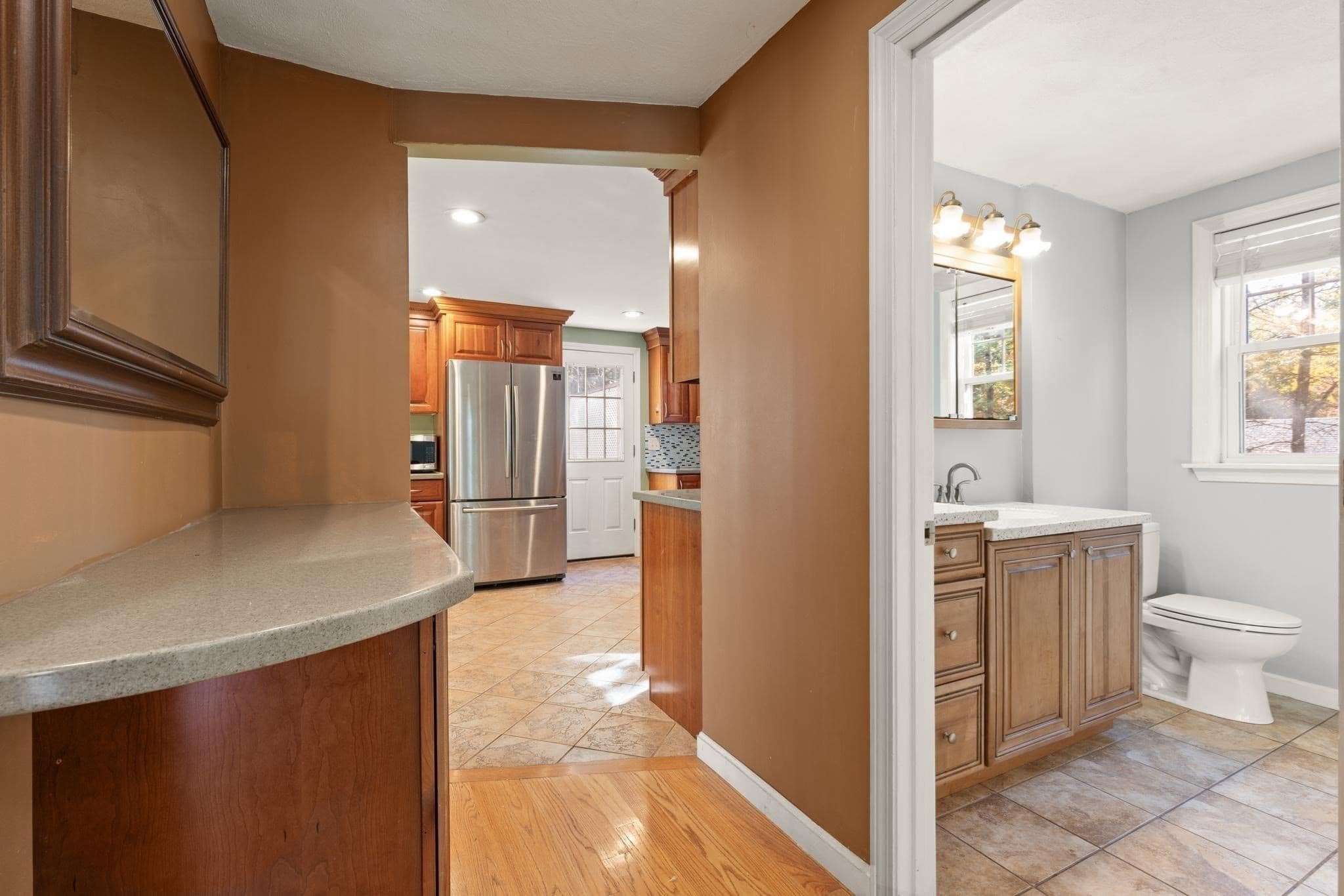 Single Family Residence at 3 Ledgelawn Ave, Billerica MA 01821, photo 17 of 42